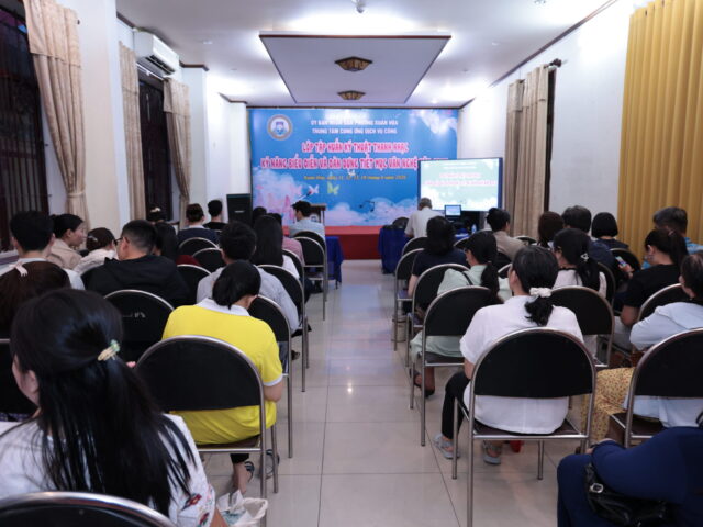 Lớp tập huấn kỹ thuật thanh nhạc, kỹ năng biểu diễn và dàn dựng tiết mục văn nghệ thu hút đông đảo học viên tham dự